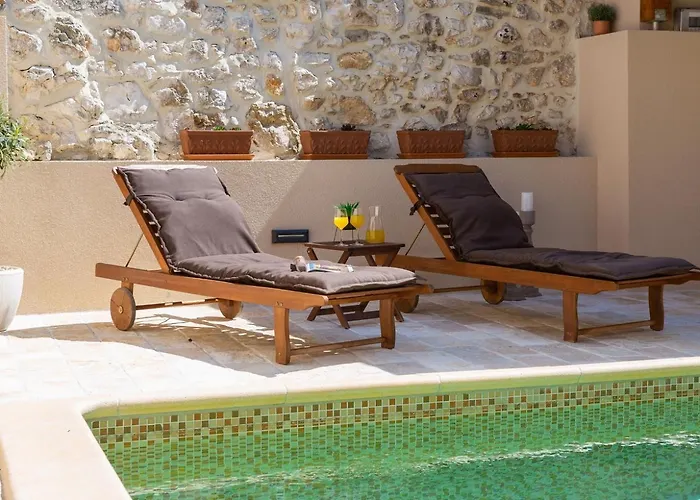 Rustic Kameni Dvori Heated Pool Вилла *