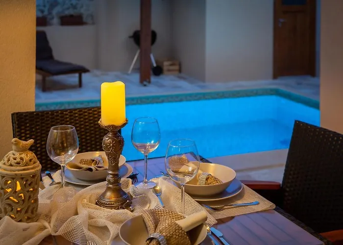 Rustic Kameni Dvori Heated Pool * Sveti Filip i Jakov