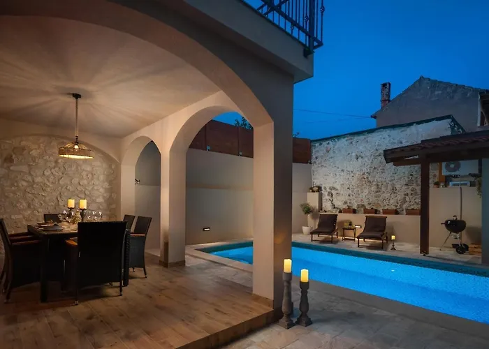 Rustic Kameni Dvori Heated Pool *