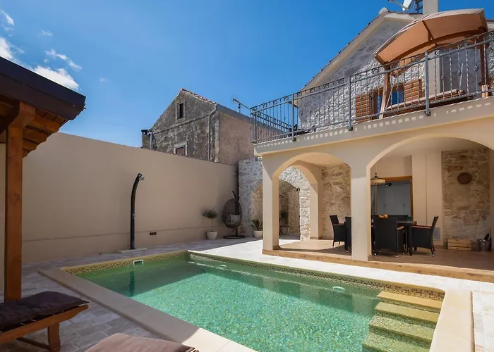 Villa Rustic Kameni Dvori Heated Pool