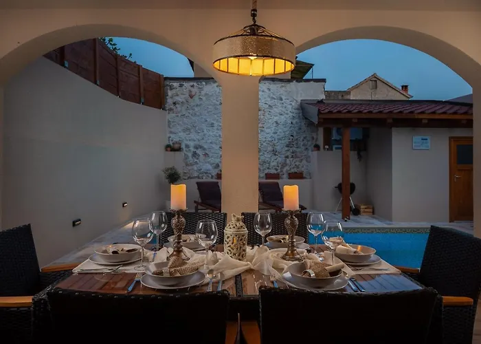 Rustic Kameni Dvori Heated Pool * Sveti Filip i Jakov